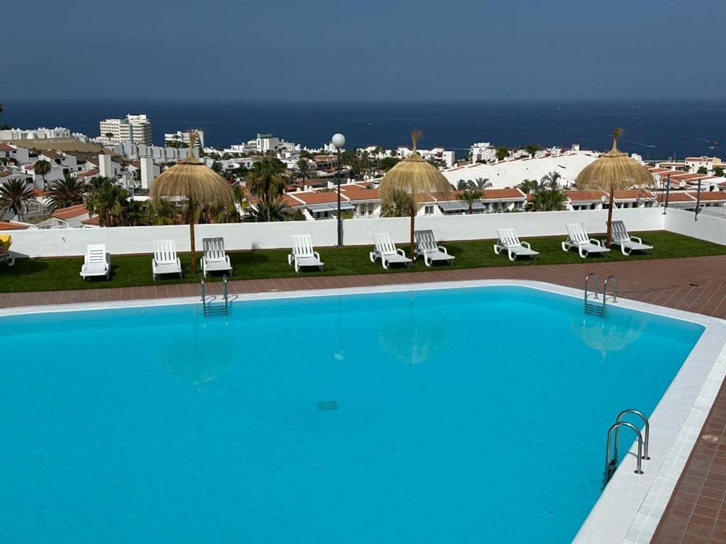 Island Village Ocean View Адехе Экстерьер фото